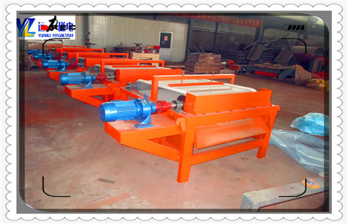 干式磁選機,生活中的干式磁選機總是那么無可奈何?_磁性礦粒鐵礦錳礦干式磁選機_干式強磁選機怎樣才能增加高磁感強度的屬性?工作視頻皮帶及結構價格 干式磁選機,生活中的干式磁選機總是那么無可奈何?_磁性礦粒鐵礦錳礦干式磁選機_干式強磁選機怎樣才能增加高磁感強度的屬性?工作視頻皮帶及結構價格