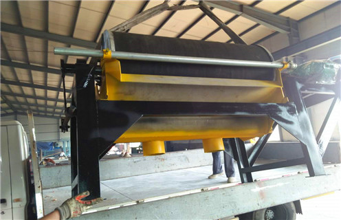 小型干式磁選機,小型鐵礦干式磁選機的配置要考慮客戶情況_濰坊小型鐵礦干式磁選機的配置要考慮客戶情況參數及生產廠家 小型干式磁選機,小型鐵礦干式磁選機的配置要考慮客戶情況_濰坊小型鐵礦干式磁選機的配置要考慮客戶情況參數及生產廠家