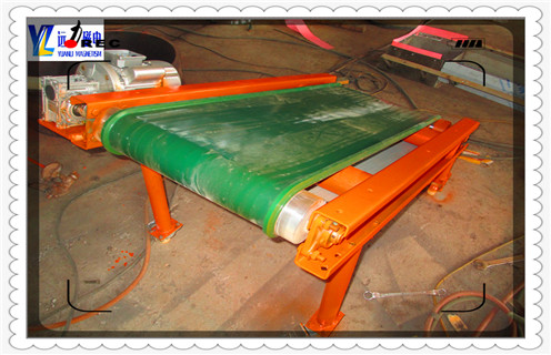 鐵礦石干式磁選機(jī),河南鐵礦石干式磁選機(jī)_河南鐵礦石干式磁選機(jī)發(fā)展工作視頻皮帶及結(jié)構(gòu)價(jià)格 鐵礦石干式磁選機(jī),河南鐵礦石干式磁選機(jī)_河南鐵礦石干式磁選機(jī)發(fā)展工作視頻皮帶及結(jié)構(gòu)價(jià)格