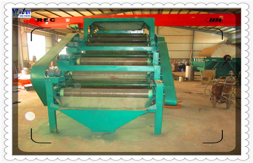 強磁輥式磁選機,高效節能的強磁輥式磁選機生產更環保_輥式高效節能的強磁輥式磁選機生產更環保_磁塊如何排列 強磁輥式磁選機,高效節能的強磁輥式磁選機生產更環保_輥式高效節能的強磁輥式磁選機生產更環保_磁塊如何排列